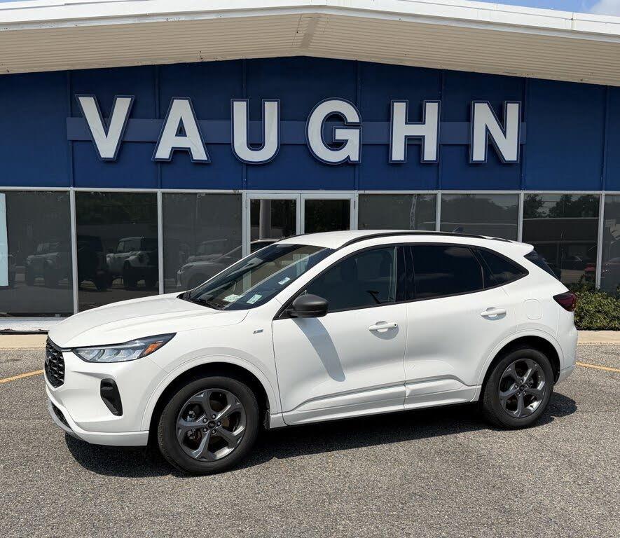 2024 Ford Escape - $22,798