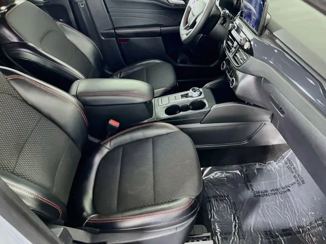 2025 Ford Escape - $20,800