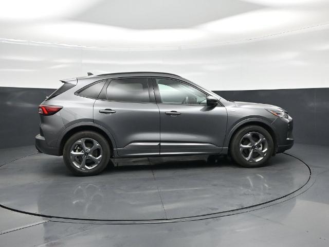 2023 Ford Escape - $22,585