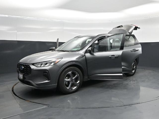 2023 Ford Escape - $22,585