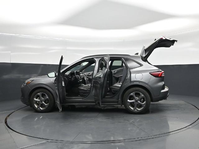 2023 Ford Escape - $22,585