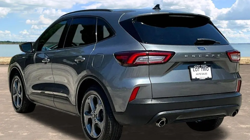 2025 Ford Escape ST-Line