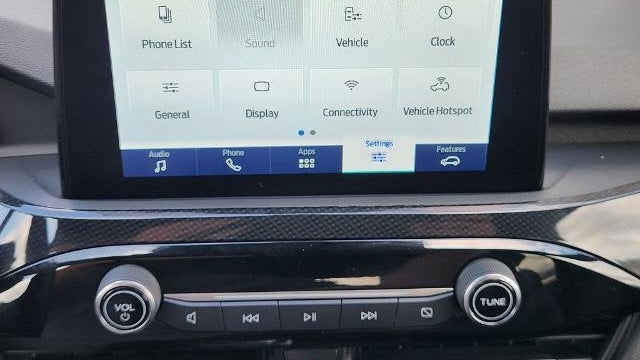 2025 Ford Escape ST-Line