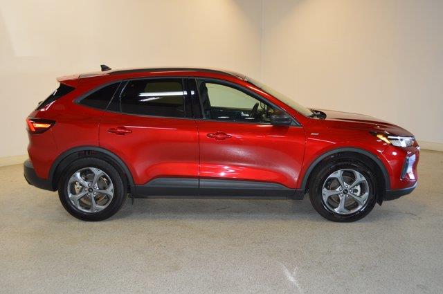 2026 Ford Escape - $25,142