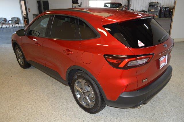 2026 Ford Escape - $25,142