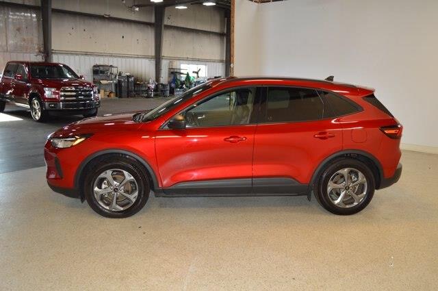 2026 Ford Escape - $25,142