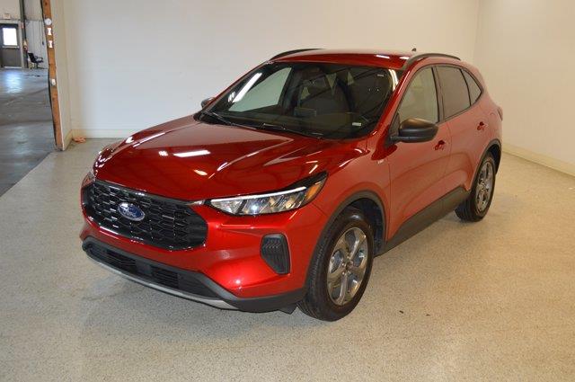 2026 Ford Escape - $25,142