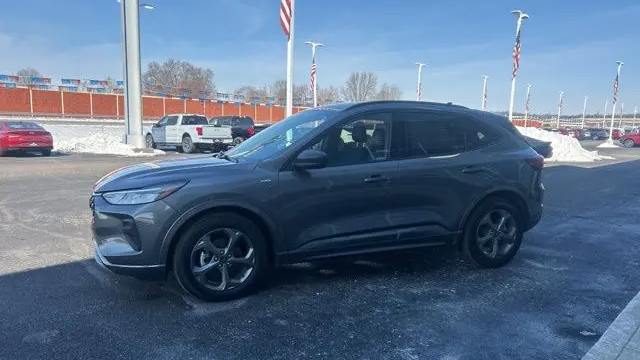 2023 Ford Escape ST-Line