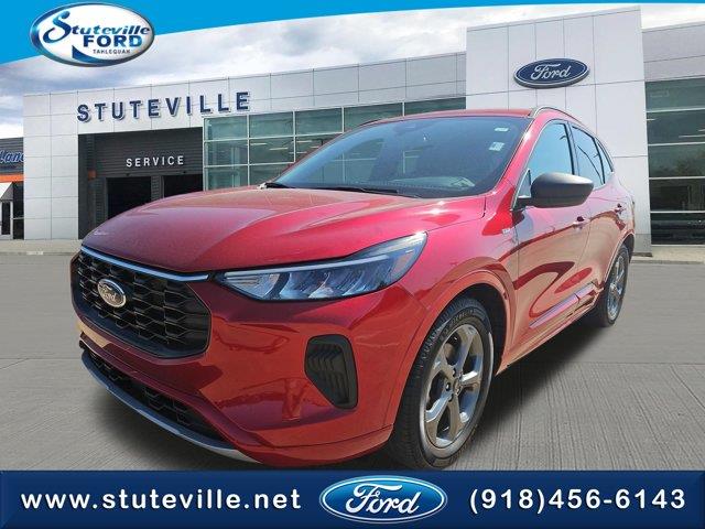 2023 Ford Escape - $21,900