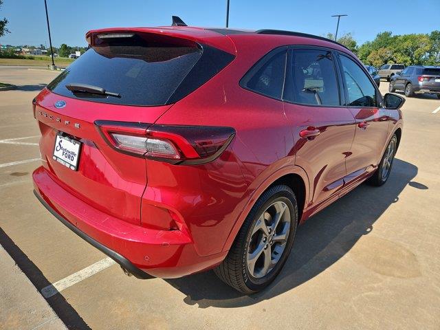 2023 Ford Escape - $21,900
