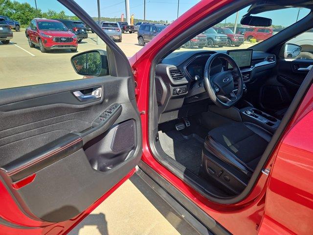 2023 Ford Escape - $21,900