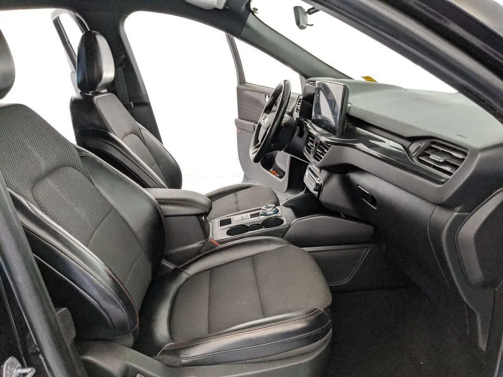 2023 Ford Escape - $23,432
