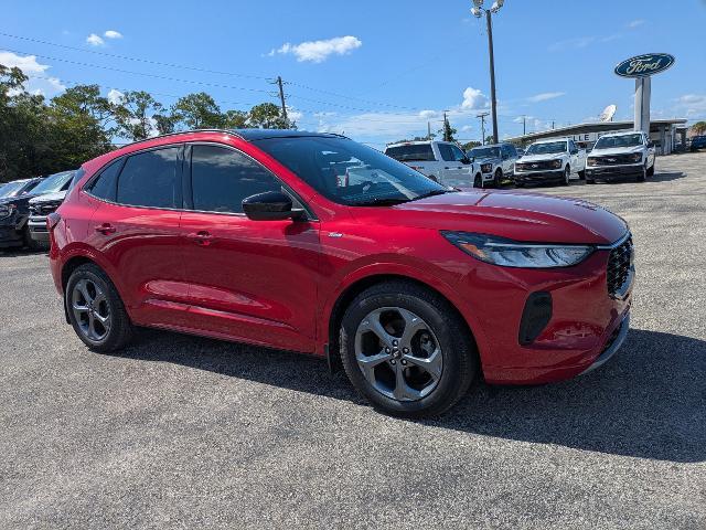 2023 Ford Escape ST-Line — photo 1 of 24