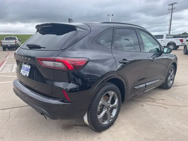 2024 Ford Escape - $20,000