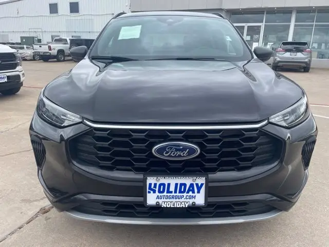 2024 Ford Escape - $20,000
