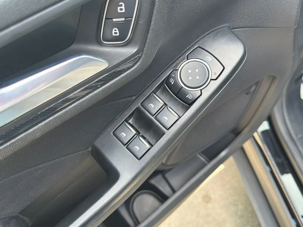 2024 Ford Escape - $19,000