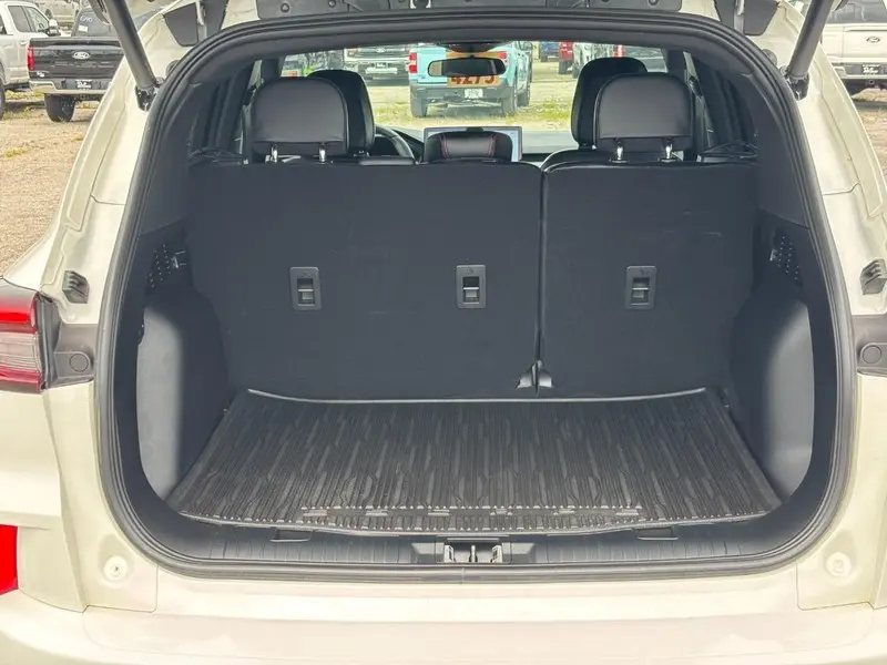 2024 Ford Escape - $24,750