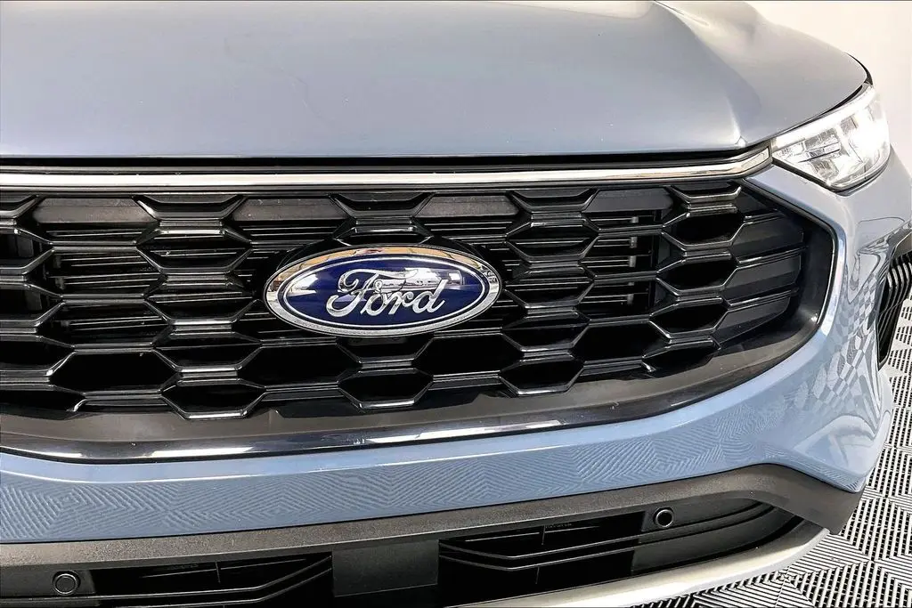 2025 Ford Escape - $26,741