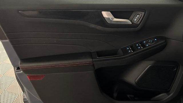 2024 Ford Escape Hybrid ST-Line