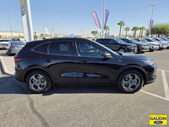 2025 Ford Escape - $24,250