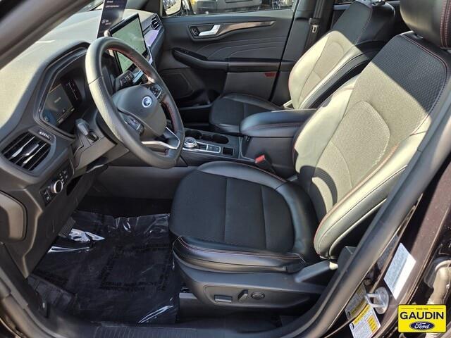 2025 Ford Escape - $24,250