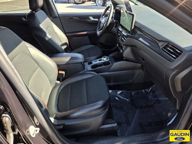 2025 Ford Escape - $24,250