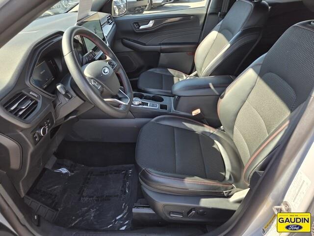 2025 Ford Escape - $23,850