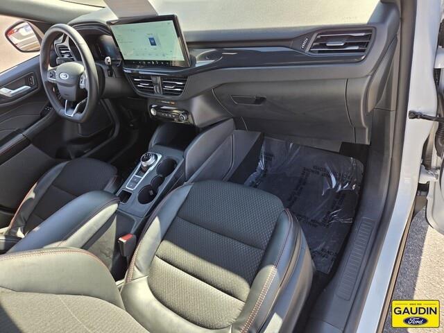 2025 Ford Escape - $23,850