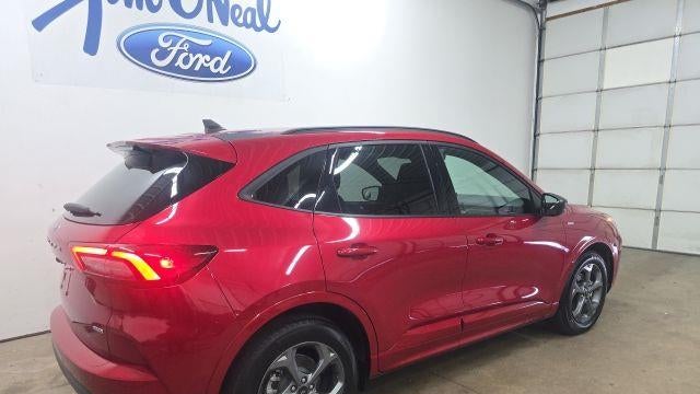 2023 Ford Escape Hybrid ST-Line