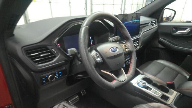 2023 Ford Escape Hybrid ST-Line
