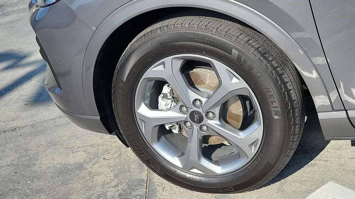 2023 Ford Escape Hybrid ST-Line