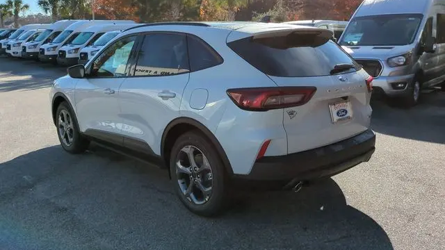 2025 Ford Escape Hybrid ST-Line