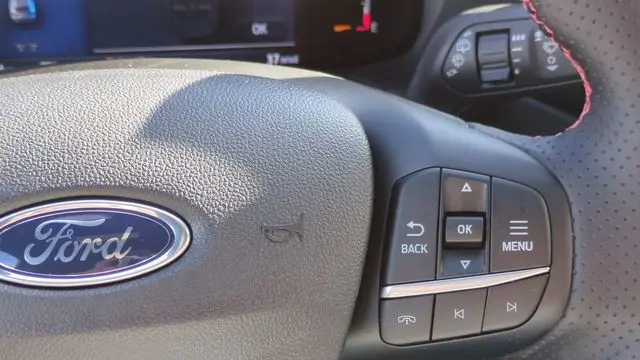 2025 Ford Escape Hybrid ST-Line