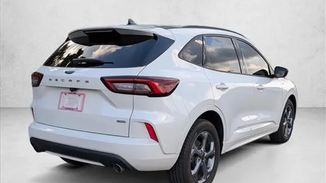 2023 Ford Escape Hybrid ST-Line