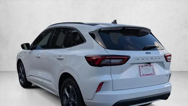 2023 Ford Escape Hybrid ST-Line