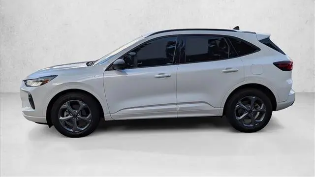 2023 Ford Escape Hybrid ST-Line