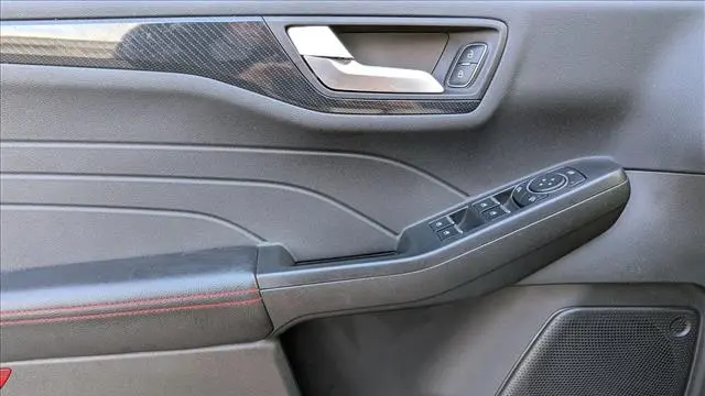 2023 Ford Escape Hybrid ST-Line
