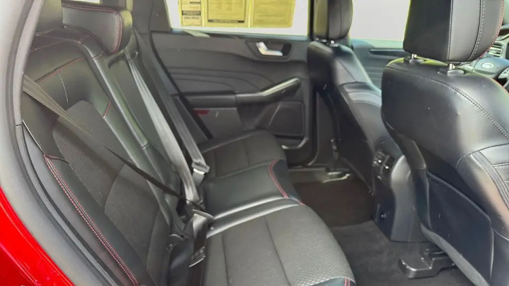 2024 Ford Escape Hybrid ST-Line