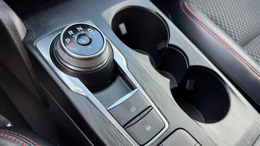 2024 Ford Escape Hybrid ST-Line