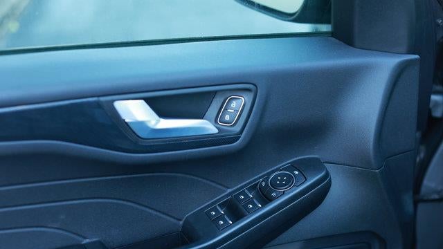 2025 Ford Escape Hybrid ST-Line