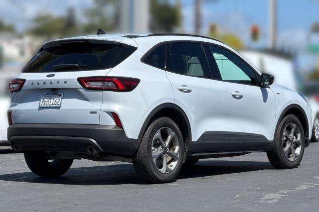 2025 Ford Escape - $33,074