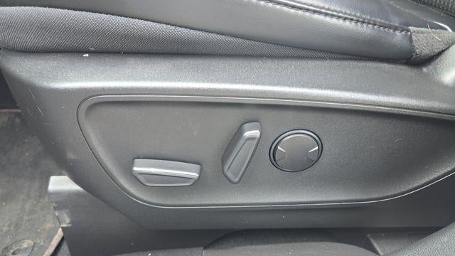 2023 Ford Escape Hybrid ST-Line