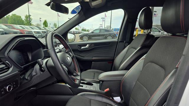 2023 Ford Escape Hybrid ST-Line