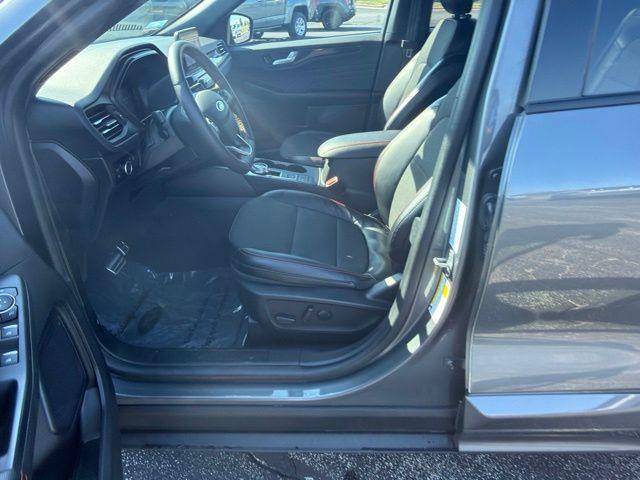2024 Ford Escape - $24,900