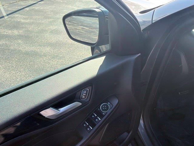 2024 Ford Escape - $24,900