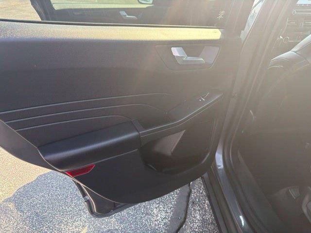 2024 Ford Escape - $24,900