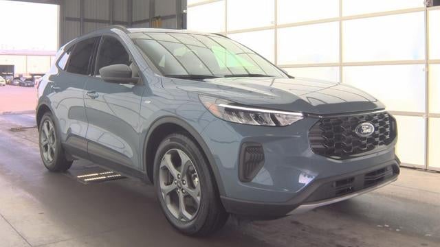 2025 Ford Escape Hybrid ST-Line