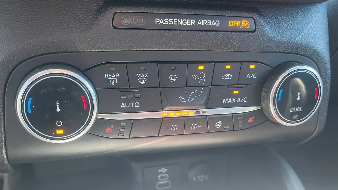 2025 Ford Escape Hybrid ST-Line