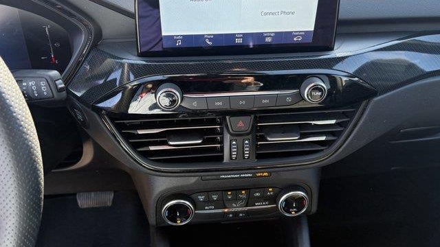 2025 Ford Escape Hybrid ST-Line