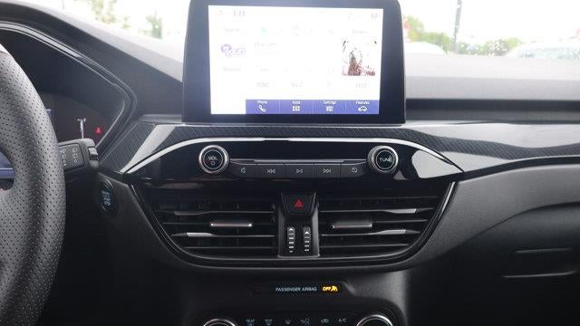 2025 Ford Escape Hybrid ST-Line